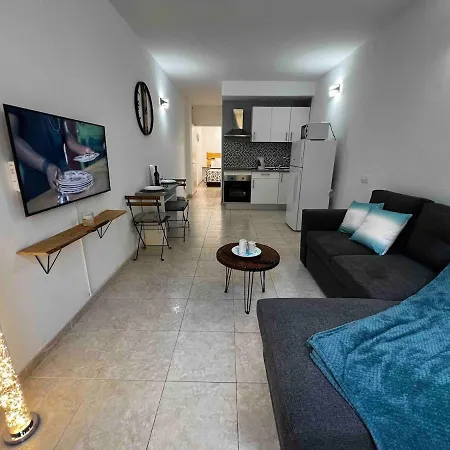 Piso Completo A Pocos Metros De La Playa Appartamento *